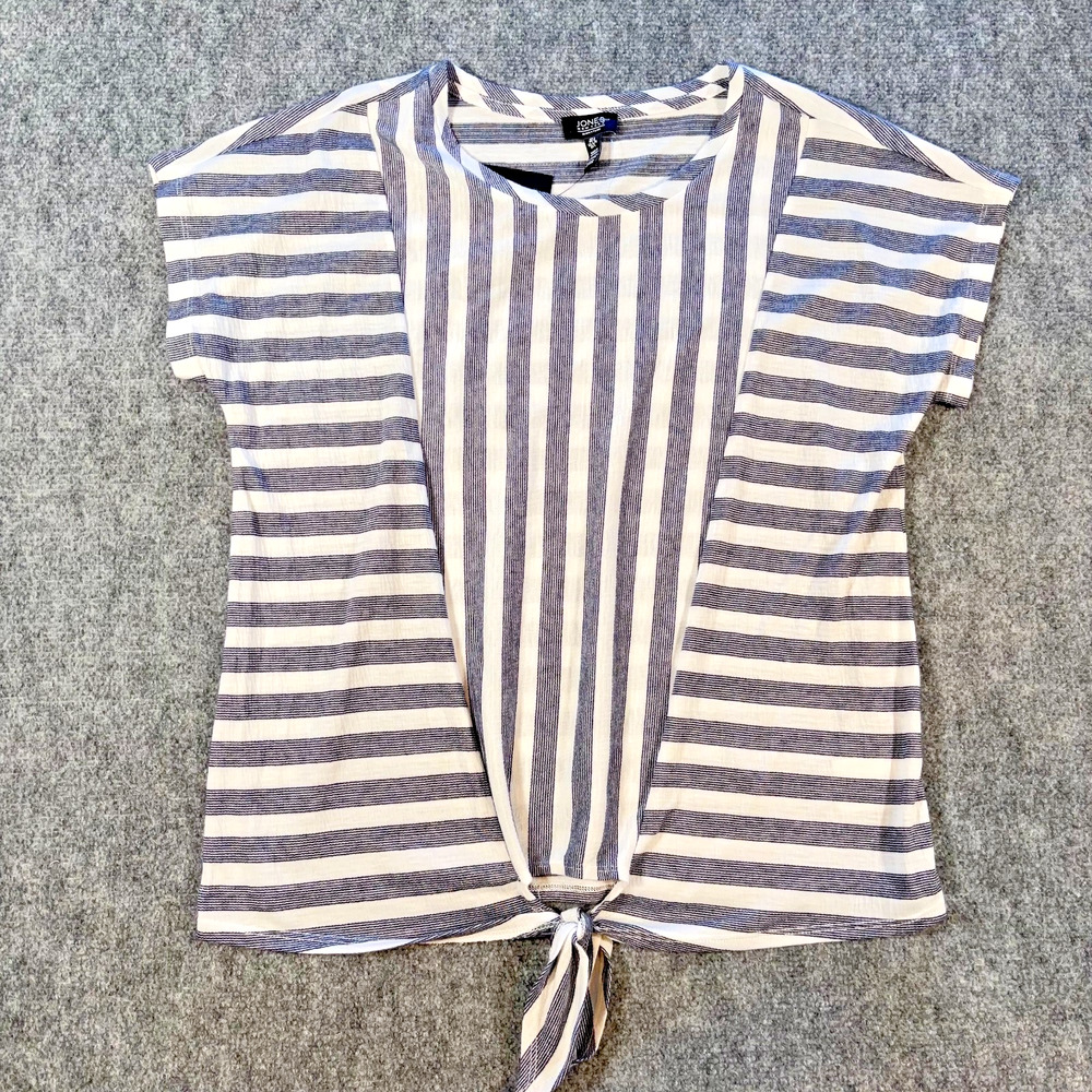 Jones New York Signature Women’s L Ivory Blue Stripe Tie Waist Top NWT Blouse